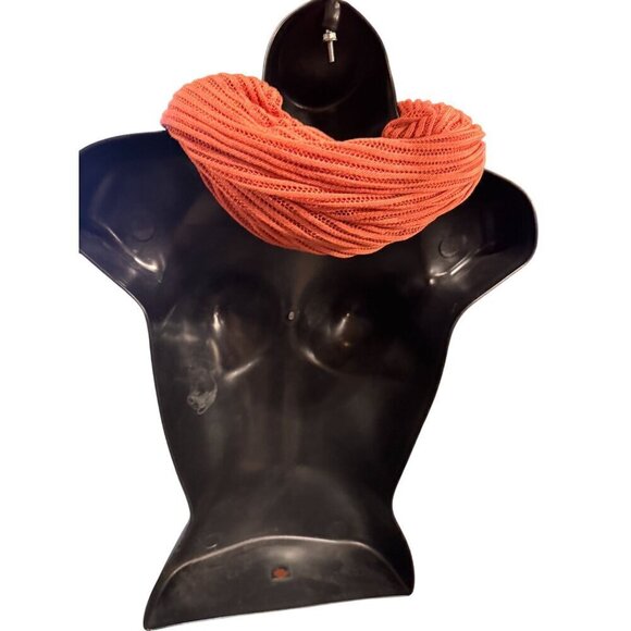 Knitted Coral Mesh  Scarf By A New Day NTW - Picture 3 of 9